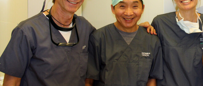 Dr. Wong besucht Moser Medical