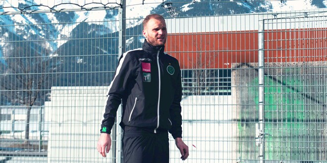 Matthias Maak von Wacker Innsbruck ließ sich Haare verpflanzen